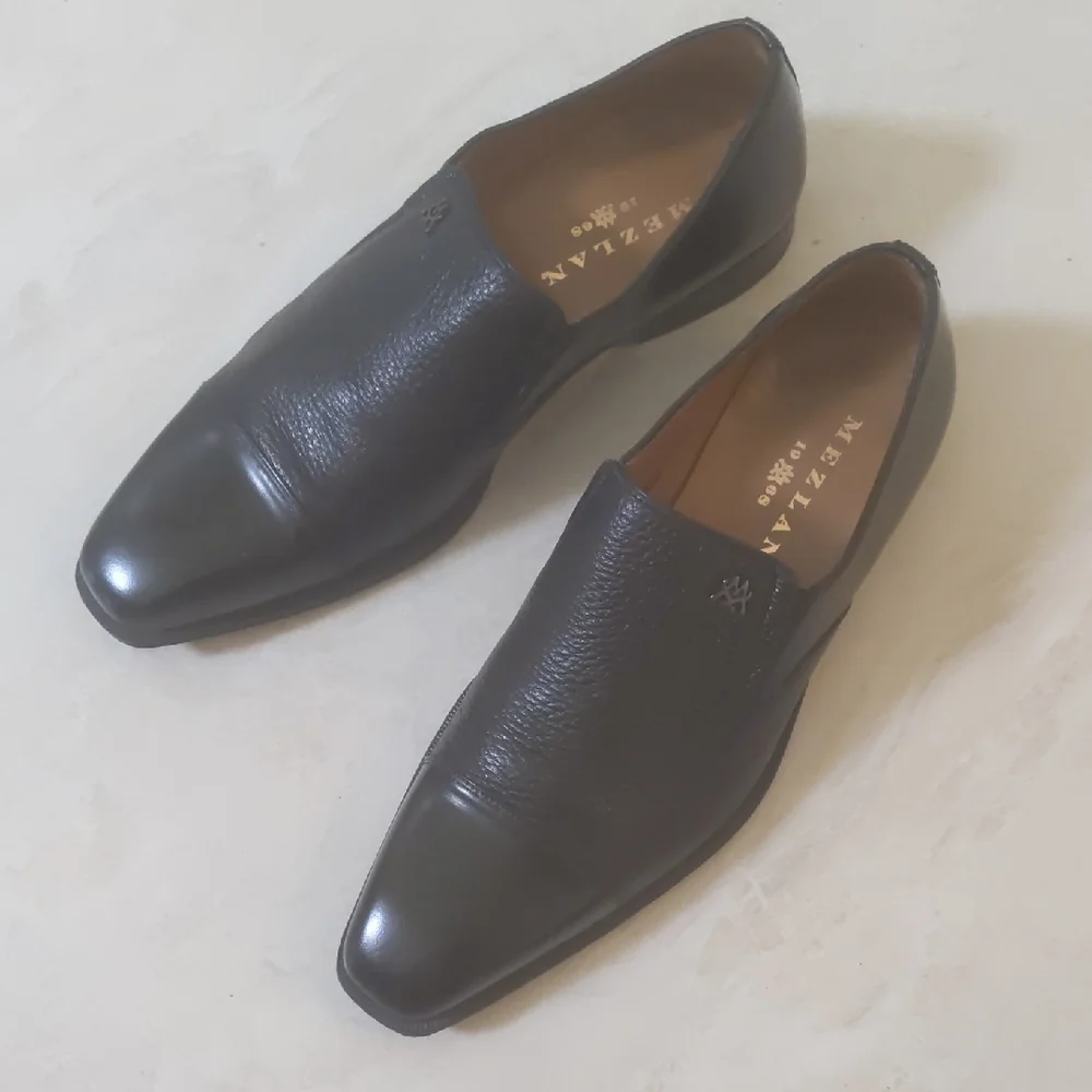 Mezlan Black Leather Slip-On Loafers with Subtle Logo